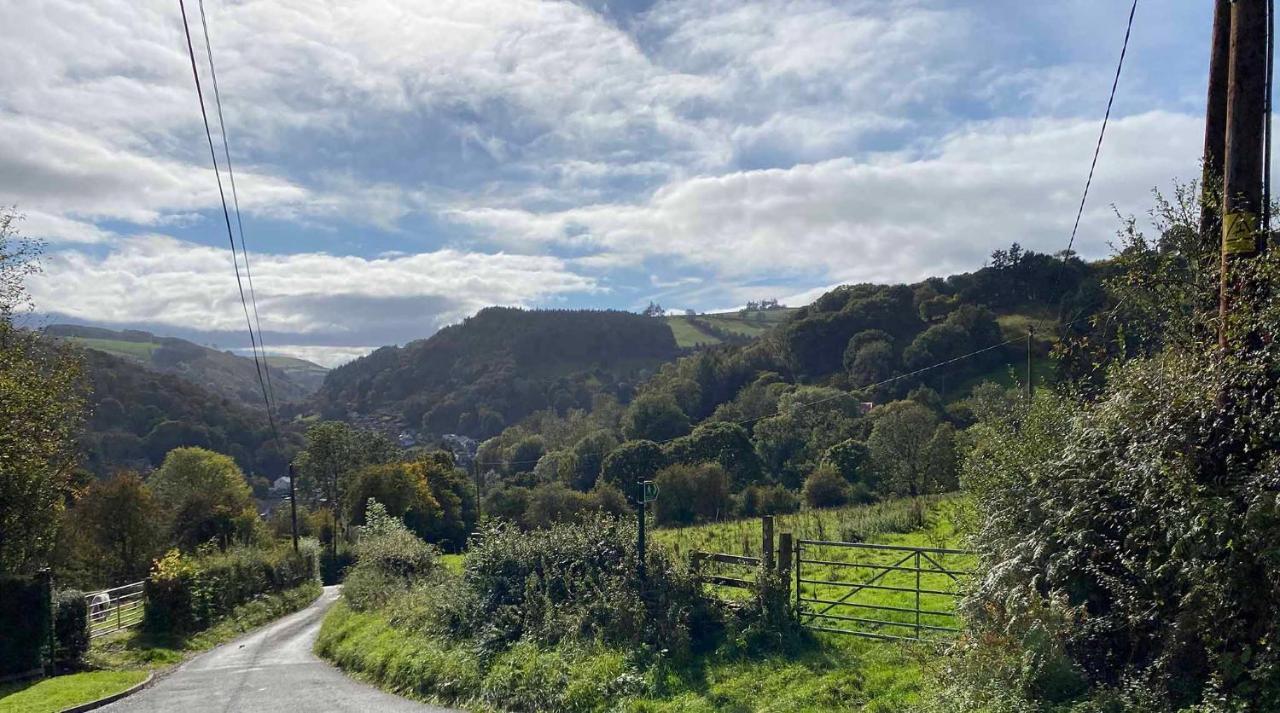 Oyo Glyn Valley Hotel Llansantffraid Llansantffraid Glyn Ceiriog Kültér fotó