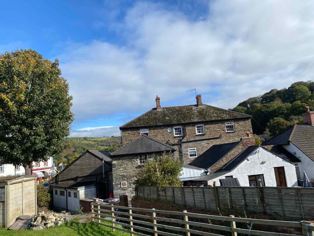 Oyo Glyn Valley Hotel Llansantffraid Llansantffraid Glyn Ceiriog Kültér fotó