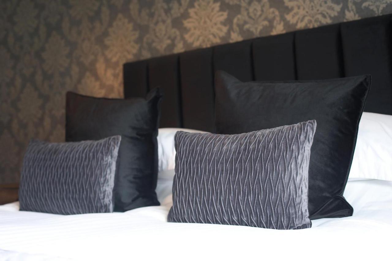 Oyo Glyn Valley Hotel Llansantffraid Llansantffraid Glyn Ceiriog Kültér fotó