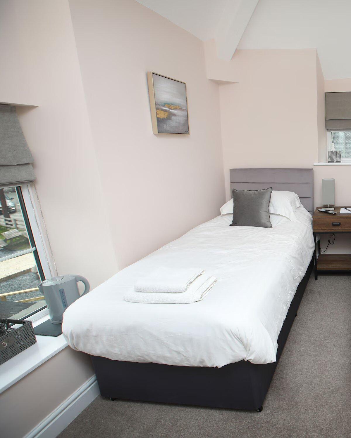 Oyo Glyn Valley Hotel Llansantffraid Llansantffraid Glyn Ceiriog Kültér fotó